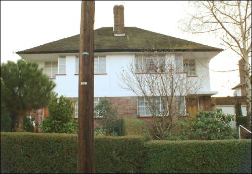 20-22 Ludlow Way
